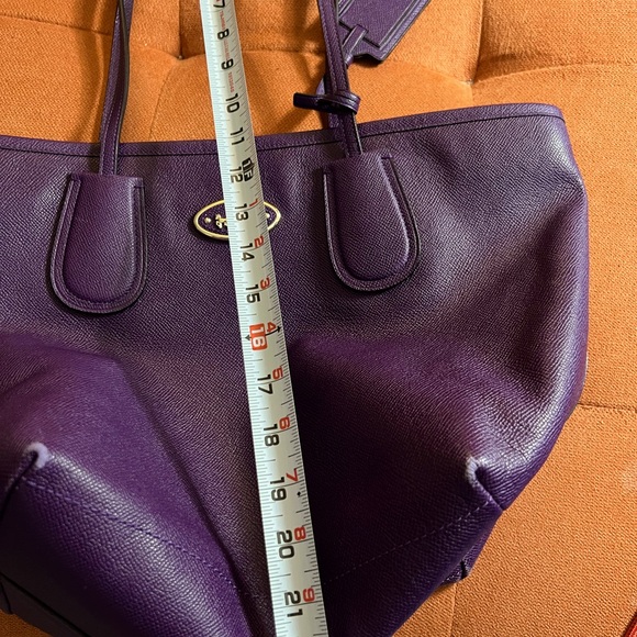 Large Coach purse in purple - Picture 14 of 17